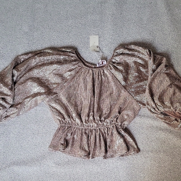 Mille Resort & Travel ,Karis Top Lux Metallic Gold Women's Top Size XXS-M - Picture 9 of 15
